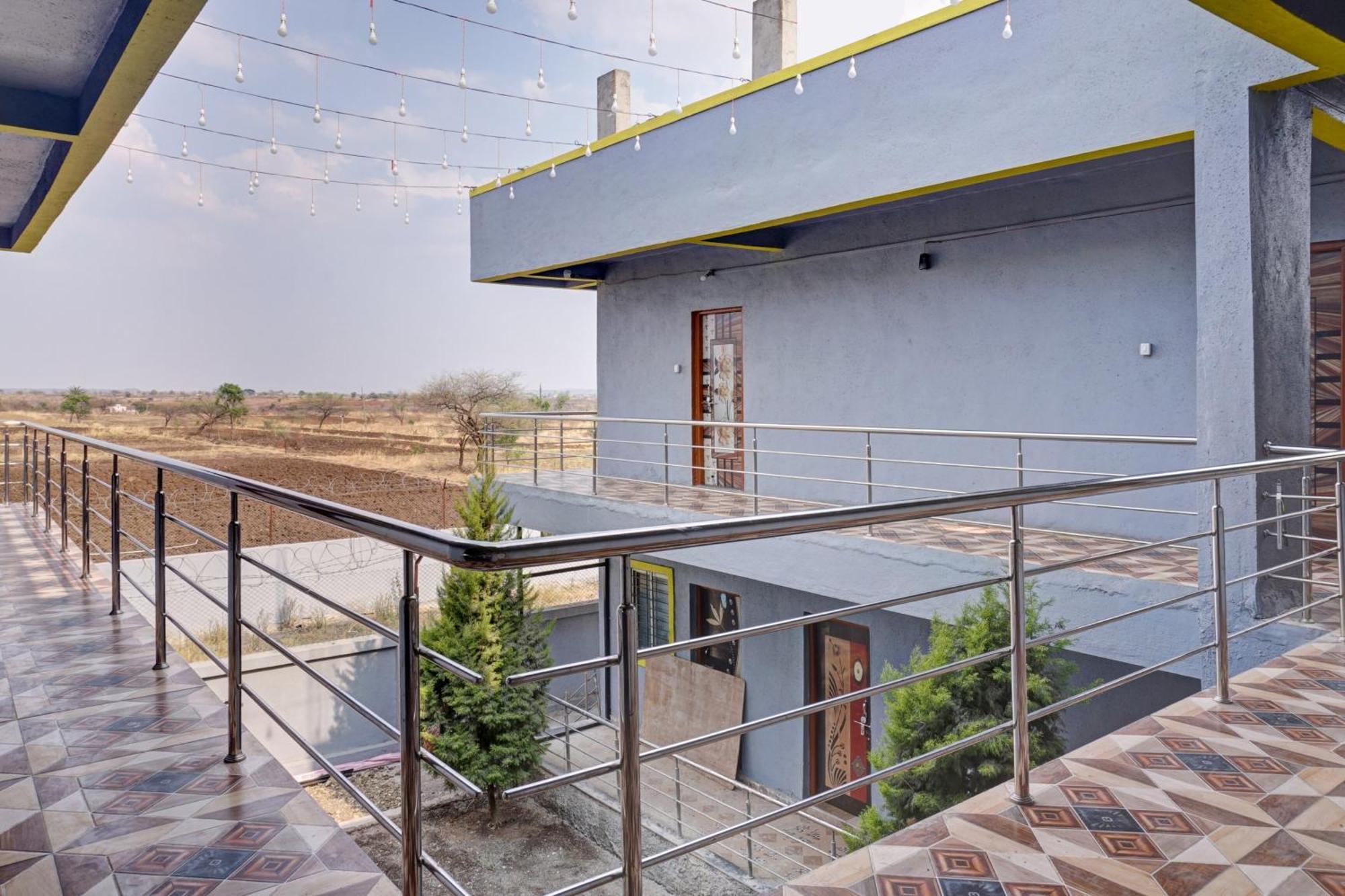 Pimpalwandi Hotel O Sky 7 Lodge מראה חיצוני תמונה